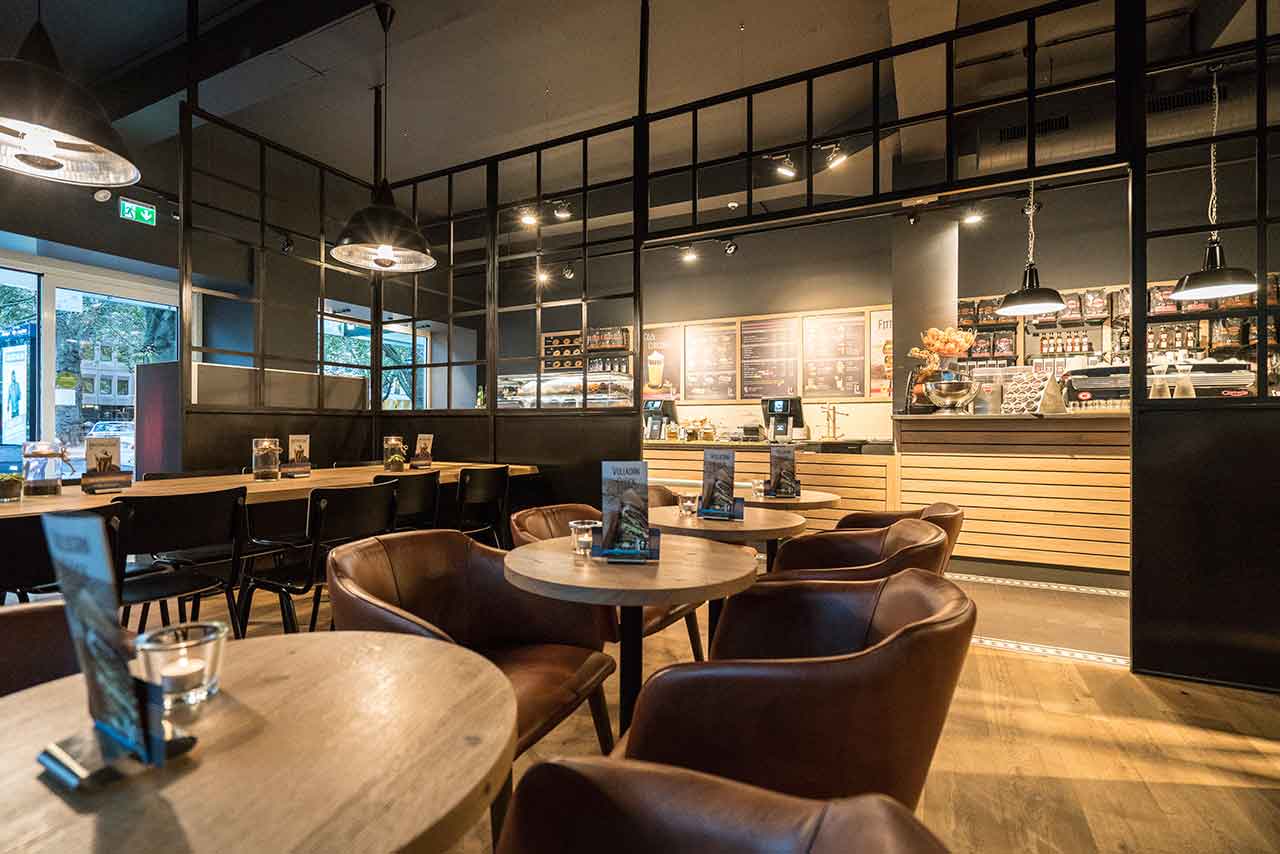 Cafe Furniture for Small Spaces: Maximizing Seating Without Sacrificing Comfort